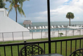 Tommy Bahama Charm with Ocean View & heated Pool #29